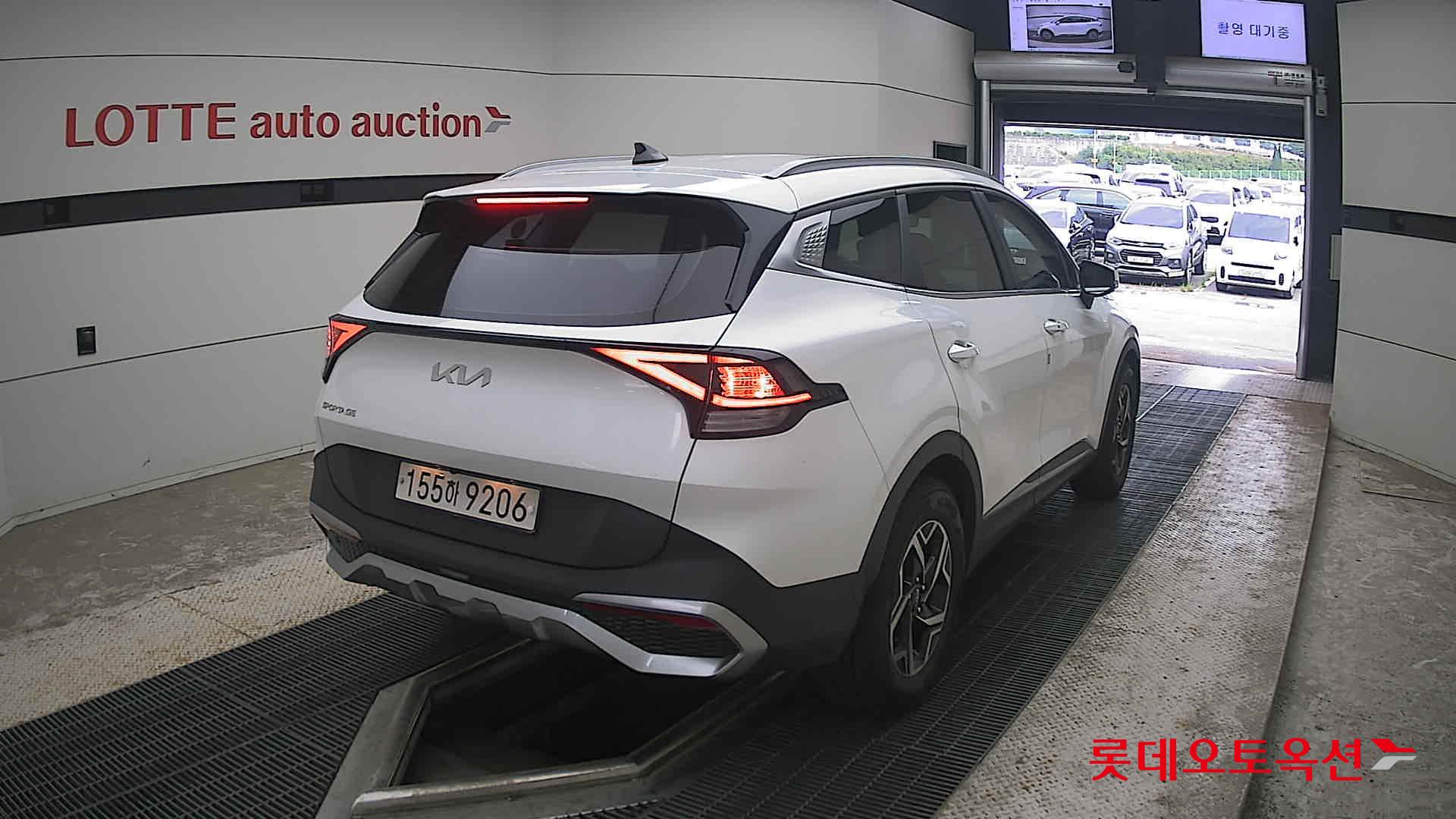 2022 - kia sportage