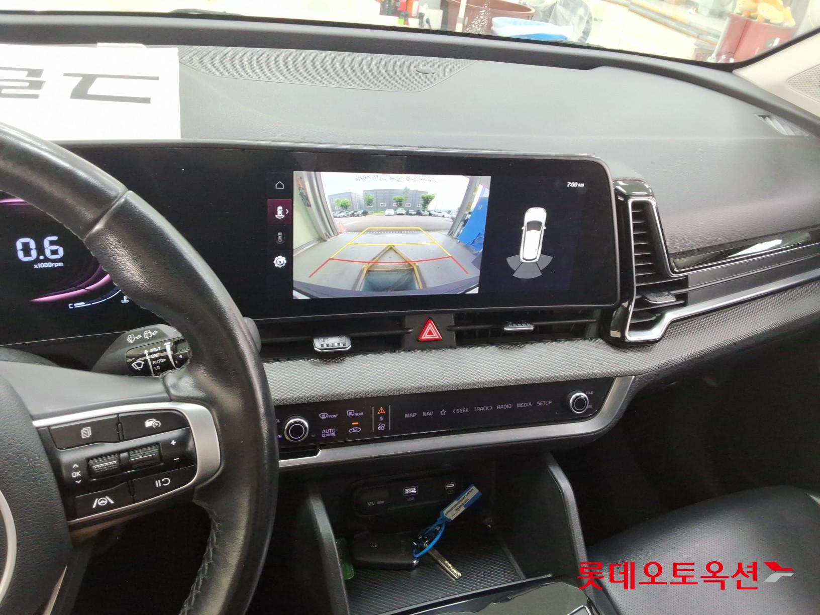 2022 - kia sportage