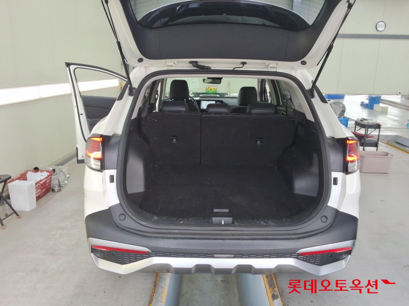 2022 - kia sportage