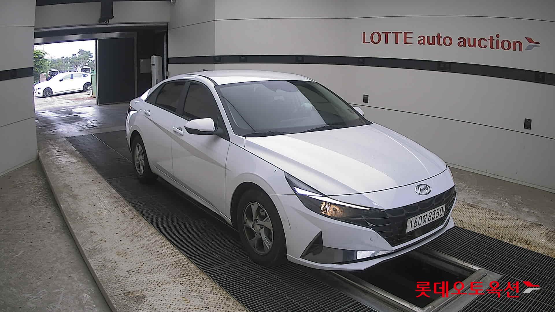 2021 - hyundai avante