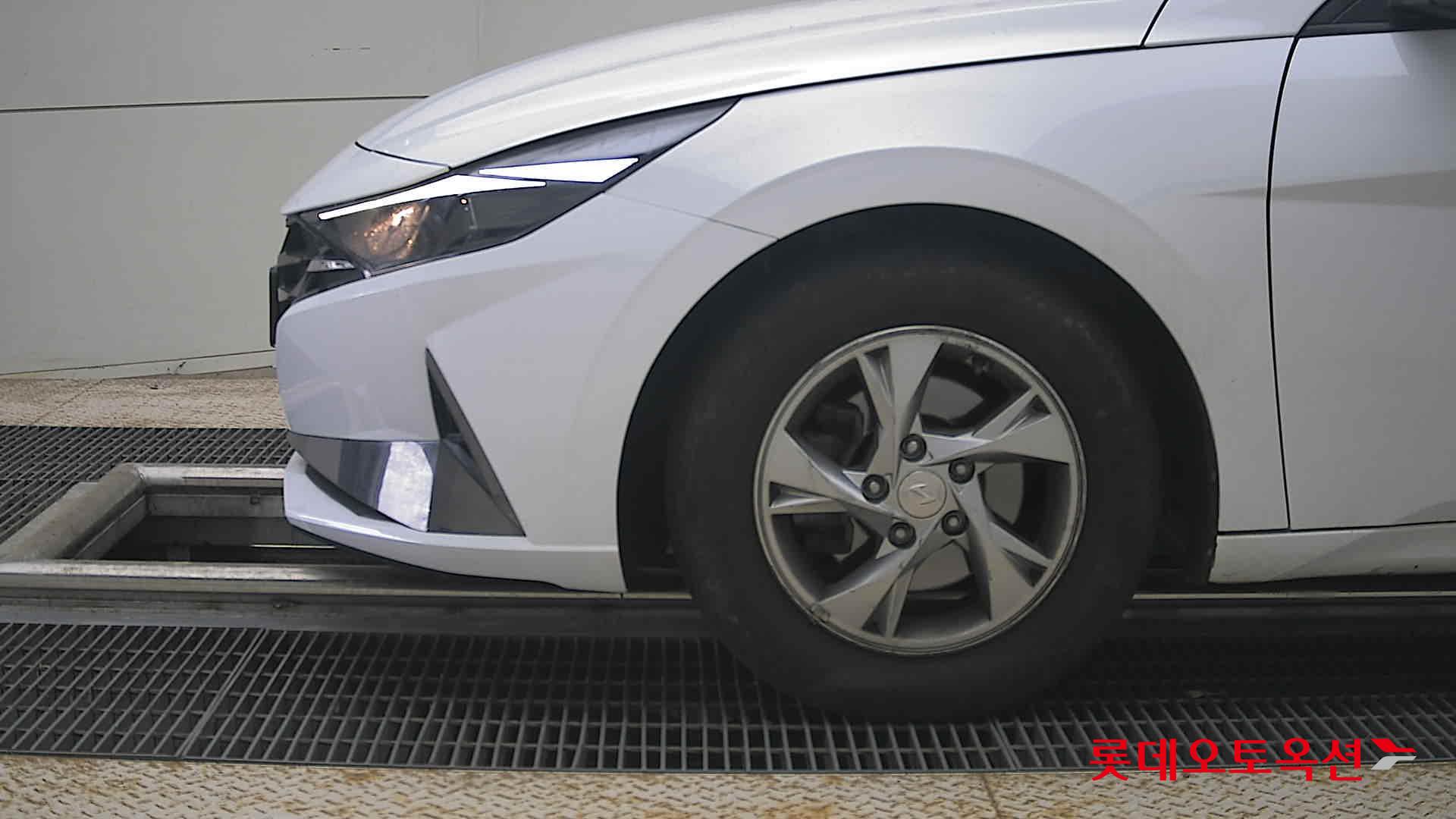 2021 - hyundai avante