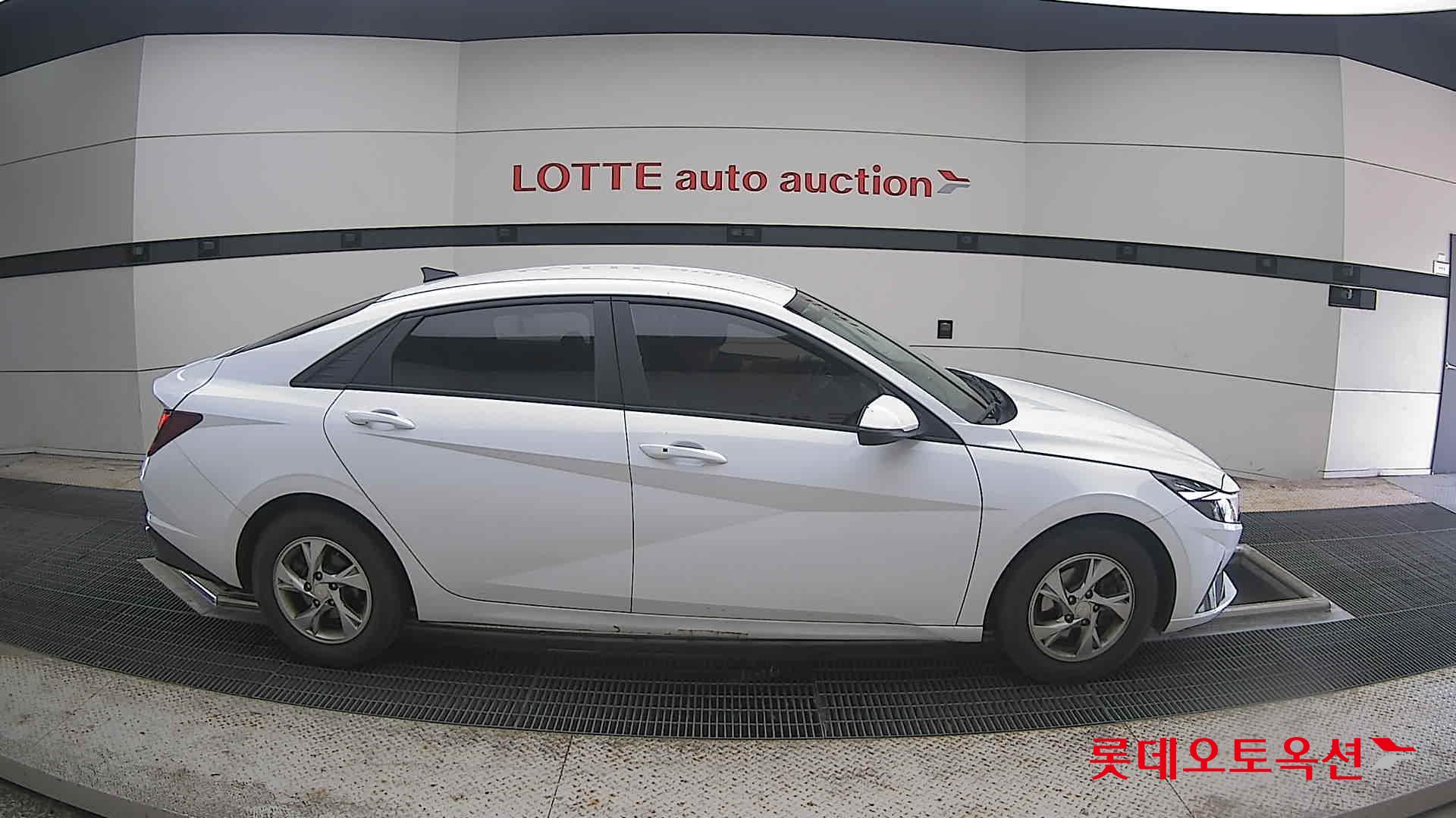 2021 - hyundai avante