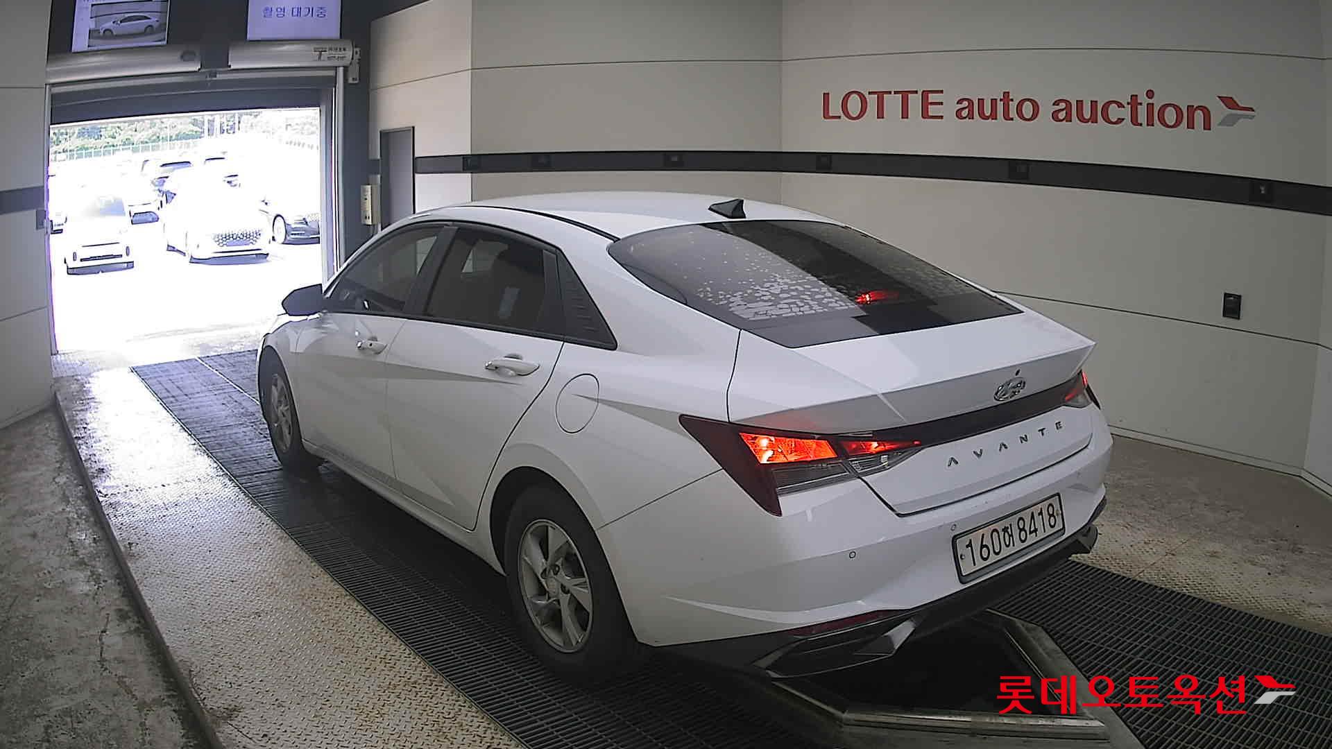 2021 - hyundai avante