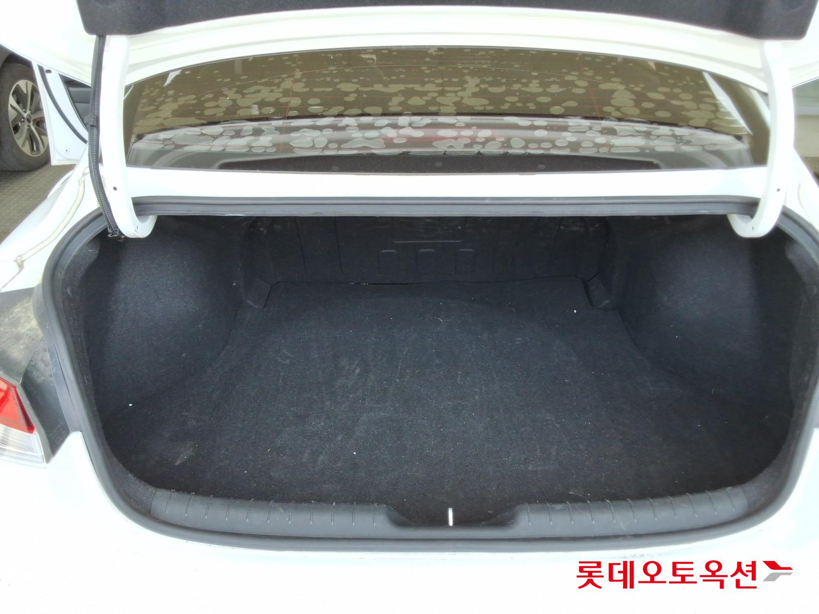 2021 - hyundai avante