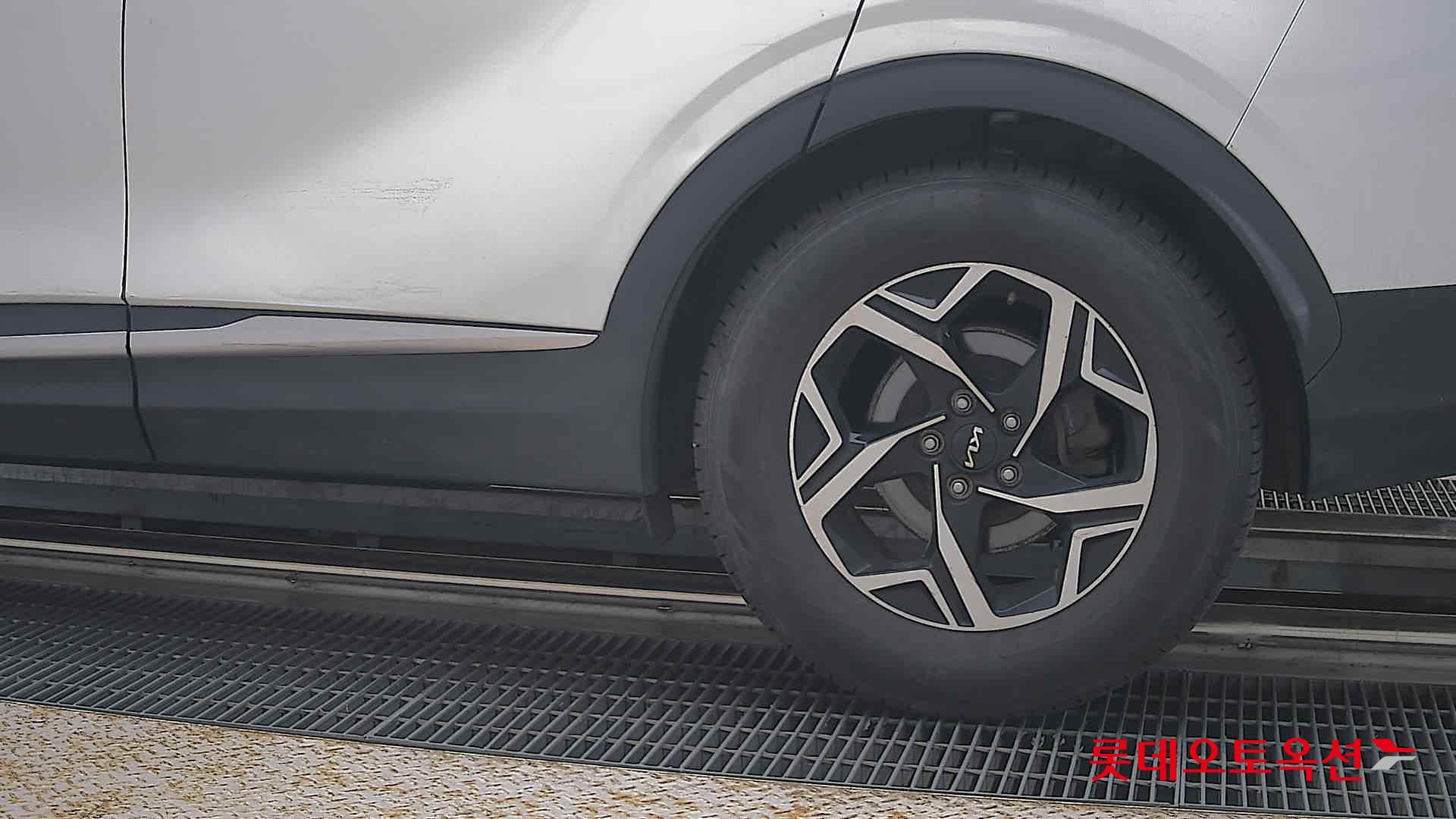 2022 - kia sportage