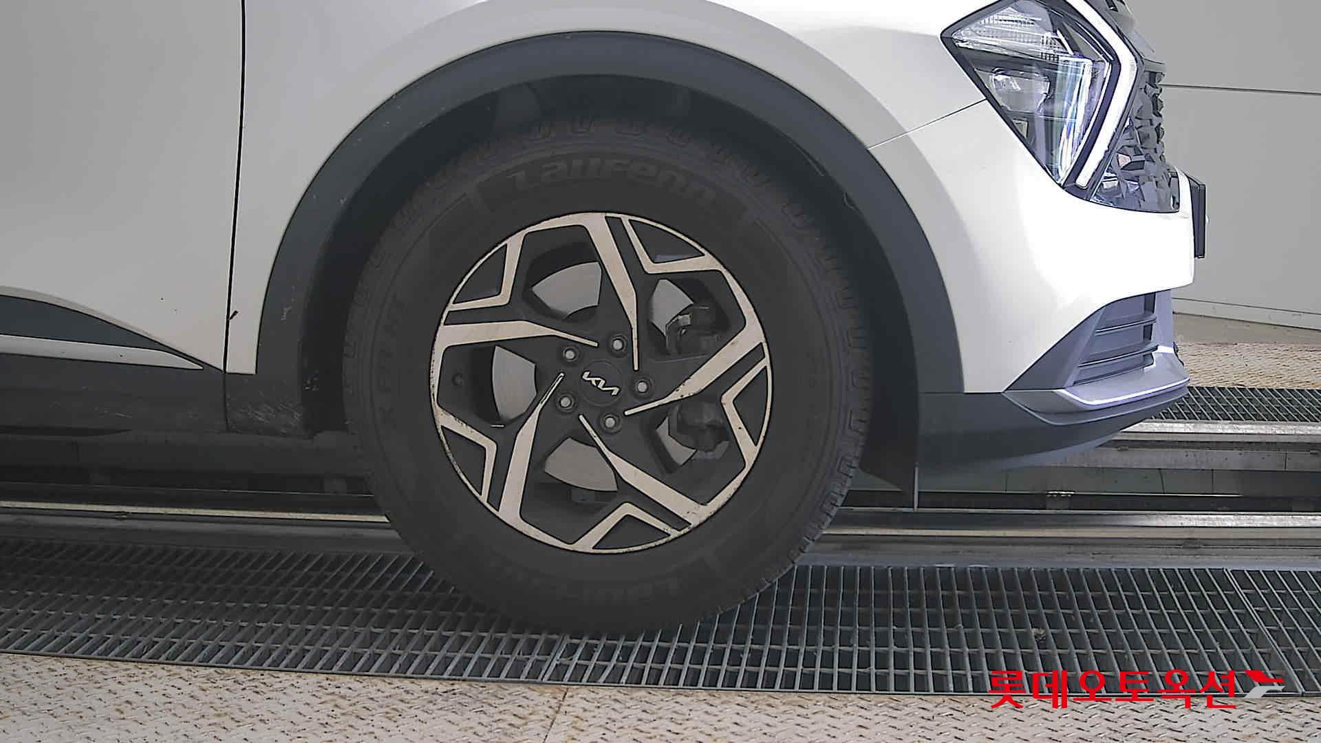 2022 - kia sportage