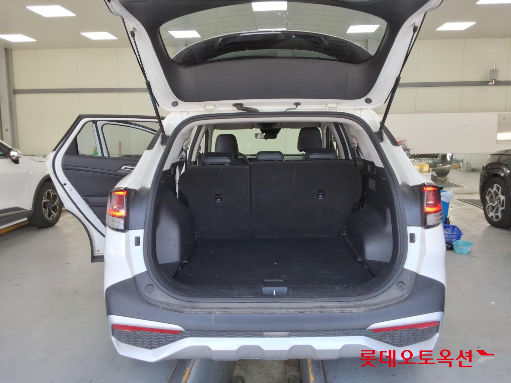 2022 - kia sportage