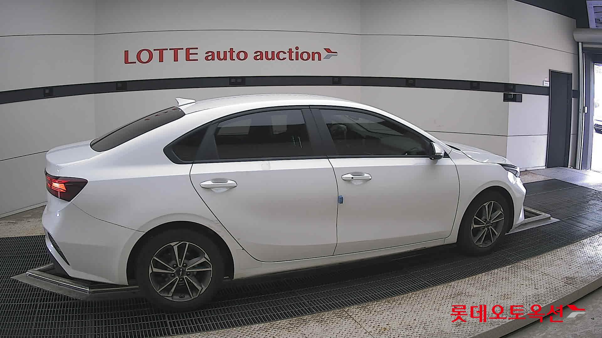 2022 - kia k3