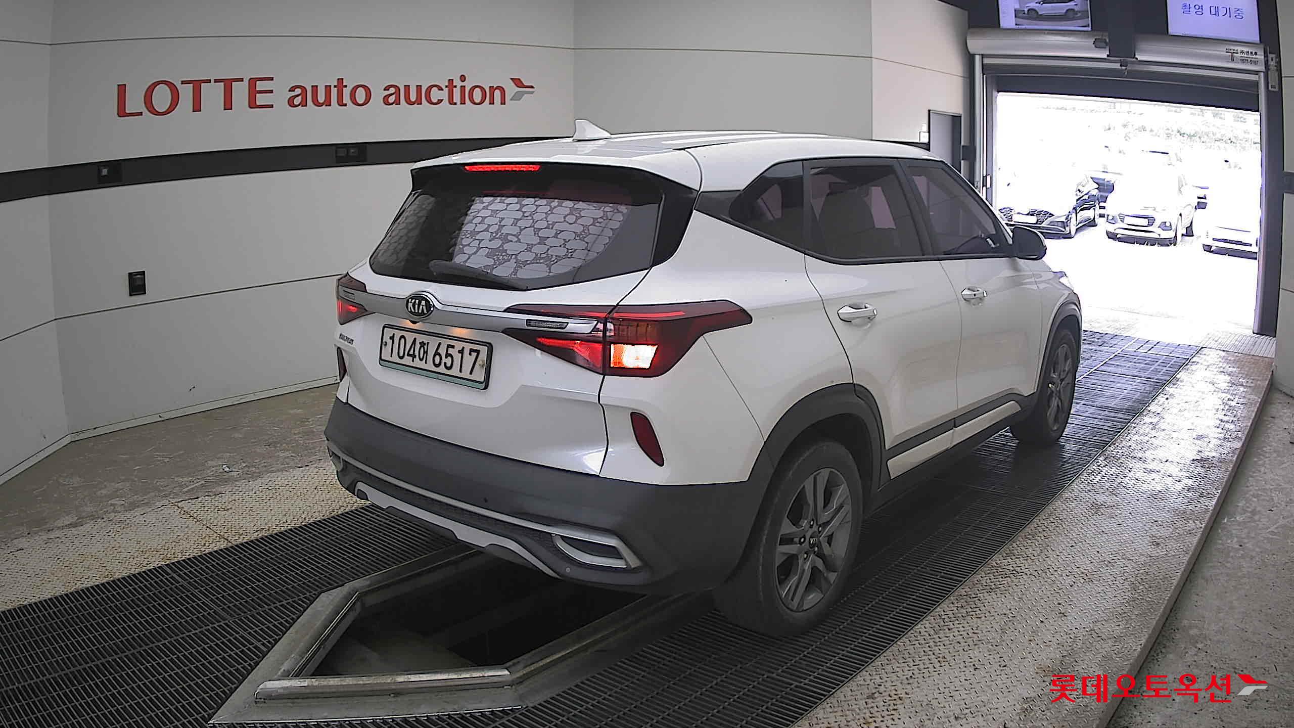 2021 - kia seltos