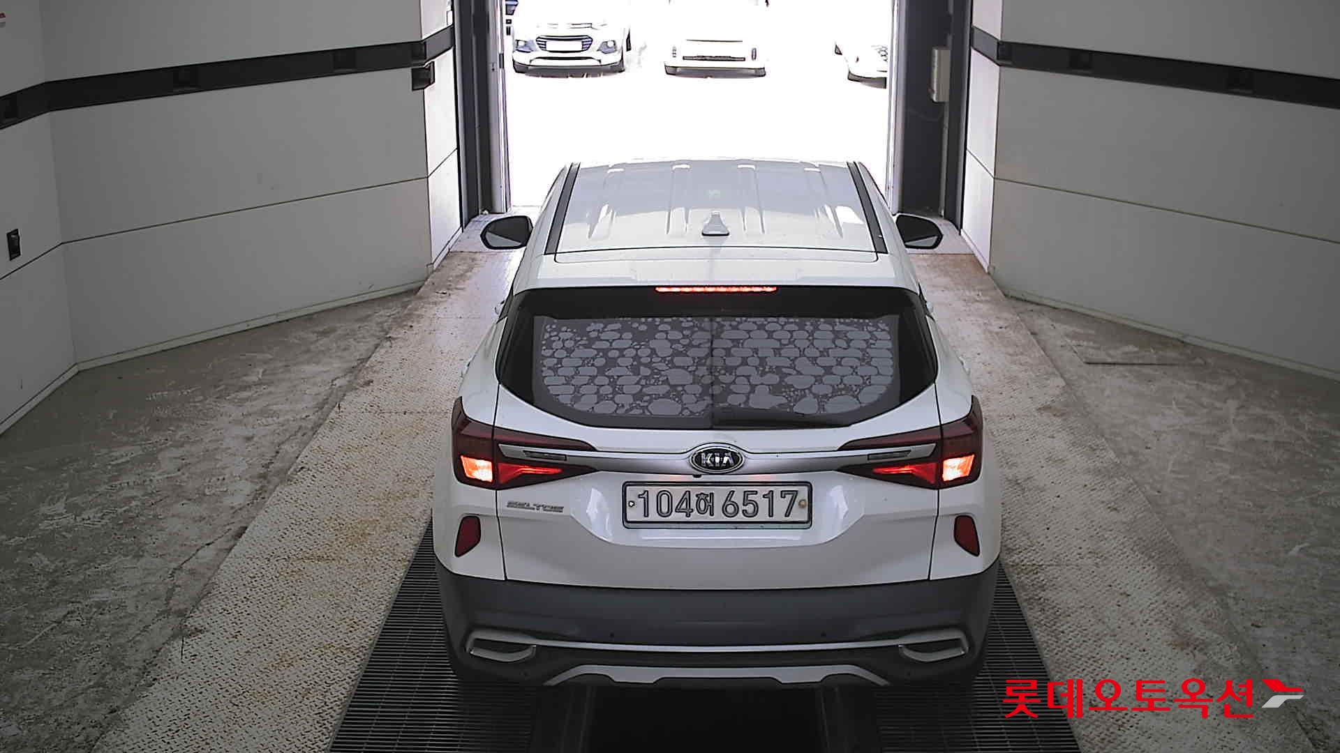 2021 - kia seltos