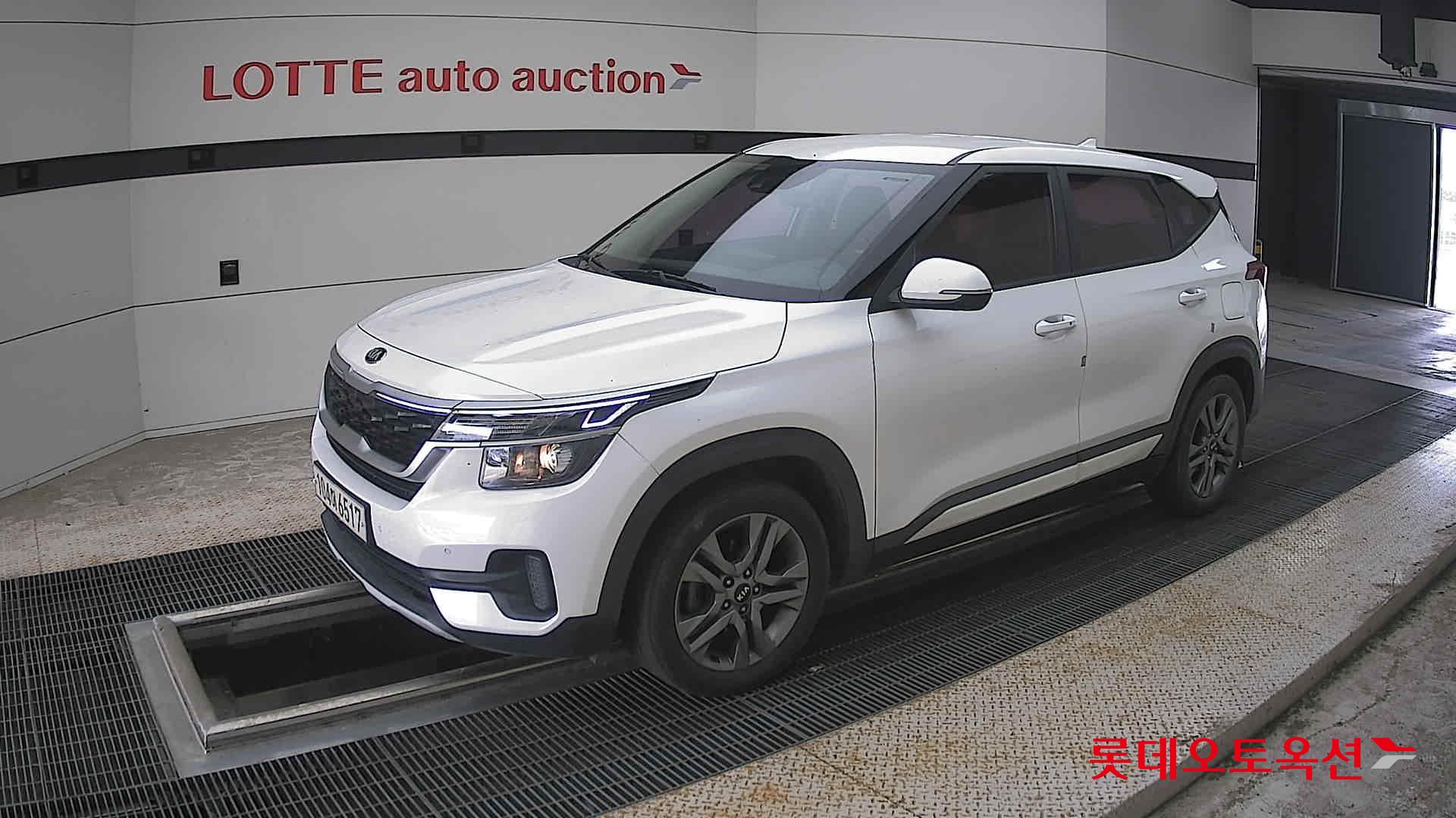 2021 - kia seltos