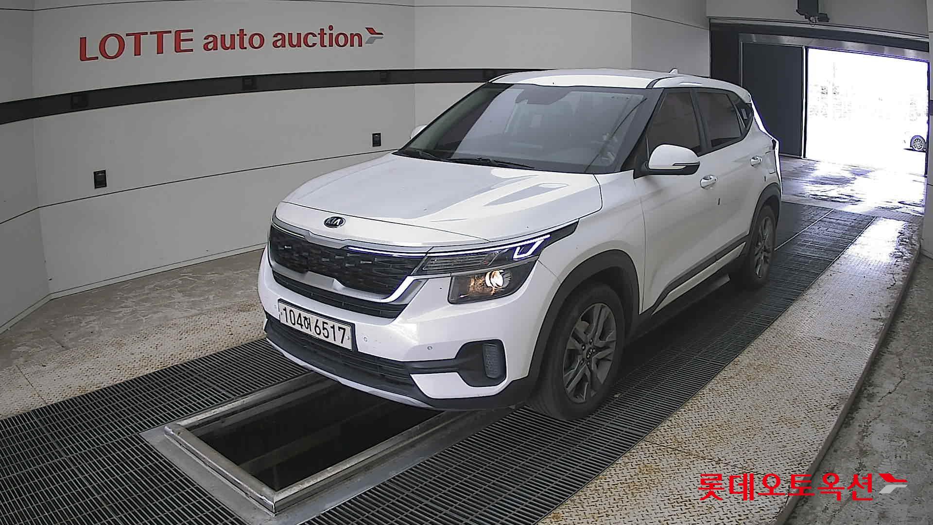 2021 - kia seltos