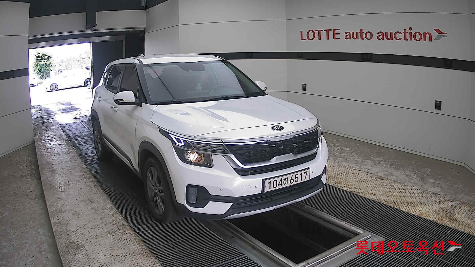 2021 - kia seltos