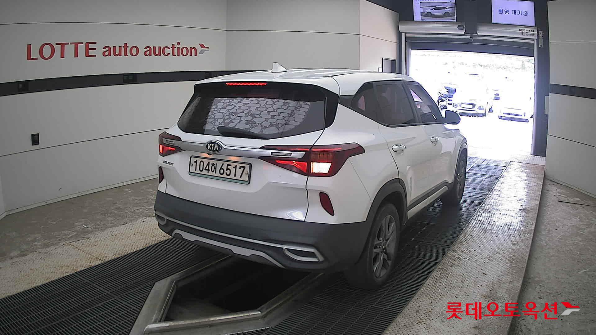 2021 - kia seltos