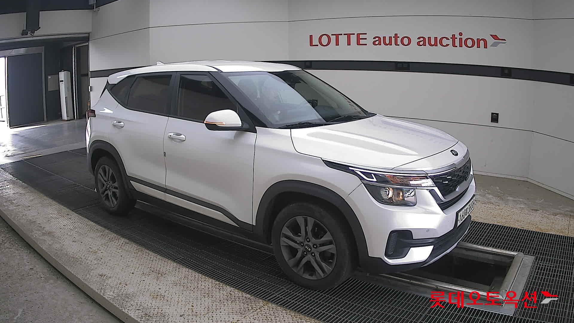2022 - kia seltos