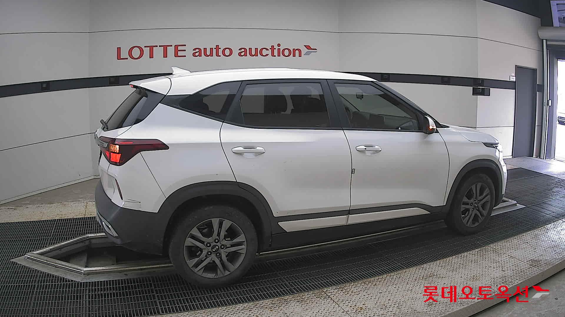 2022 - kia seltos