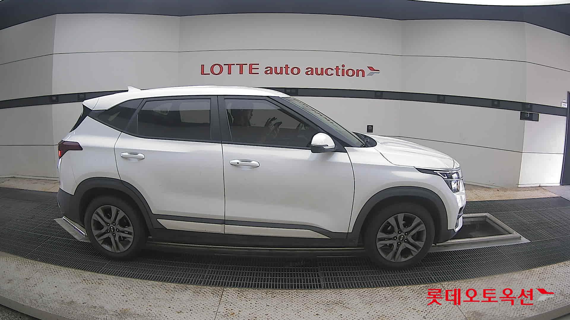 2022 - kia seltos