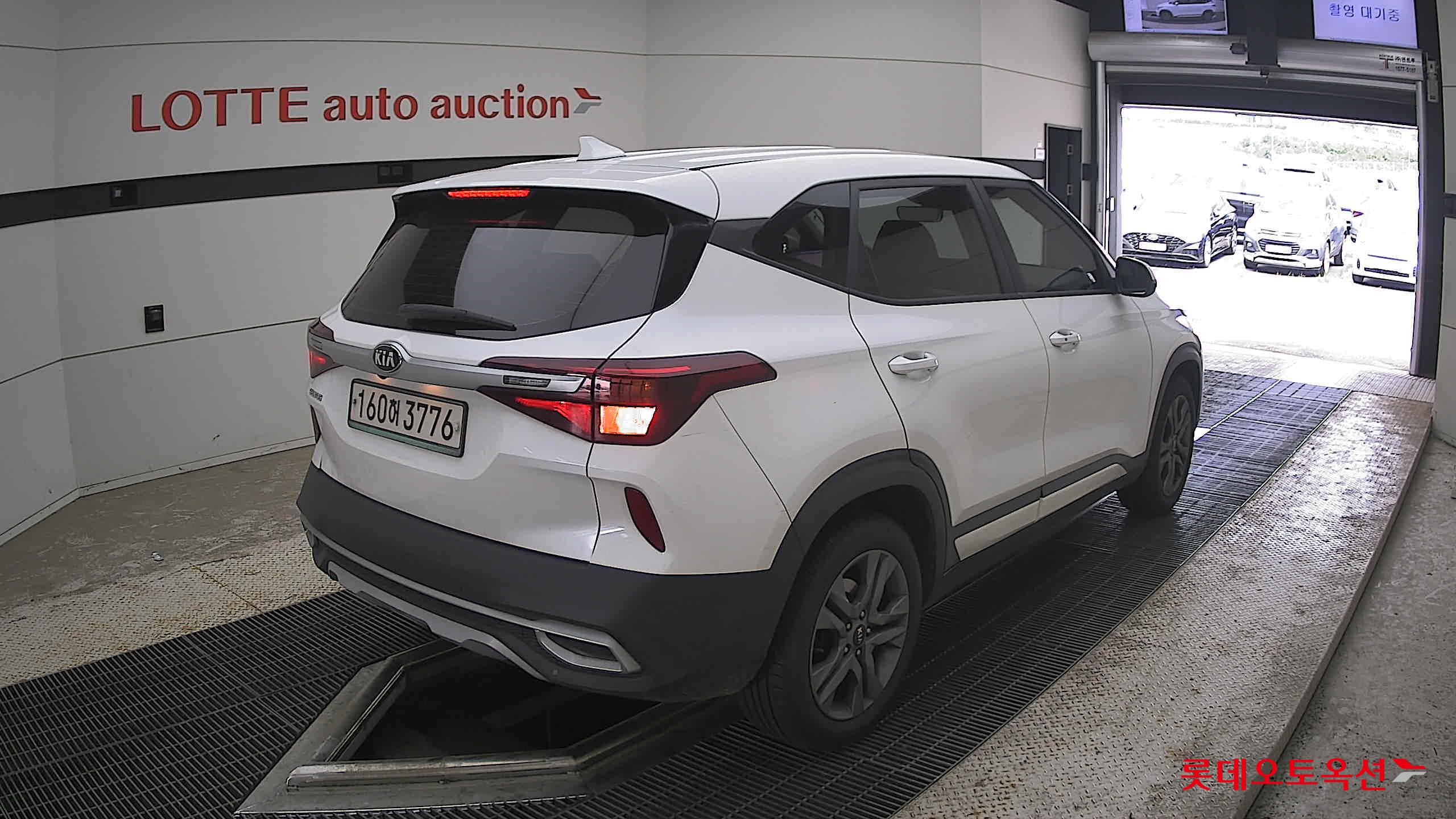 2022 - kia seltos