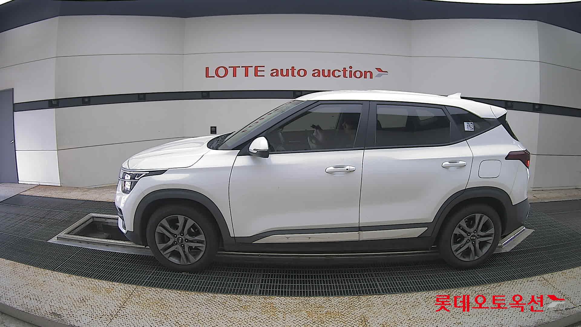 2022 - kia seltos