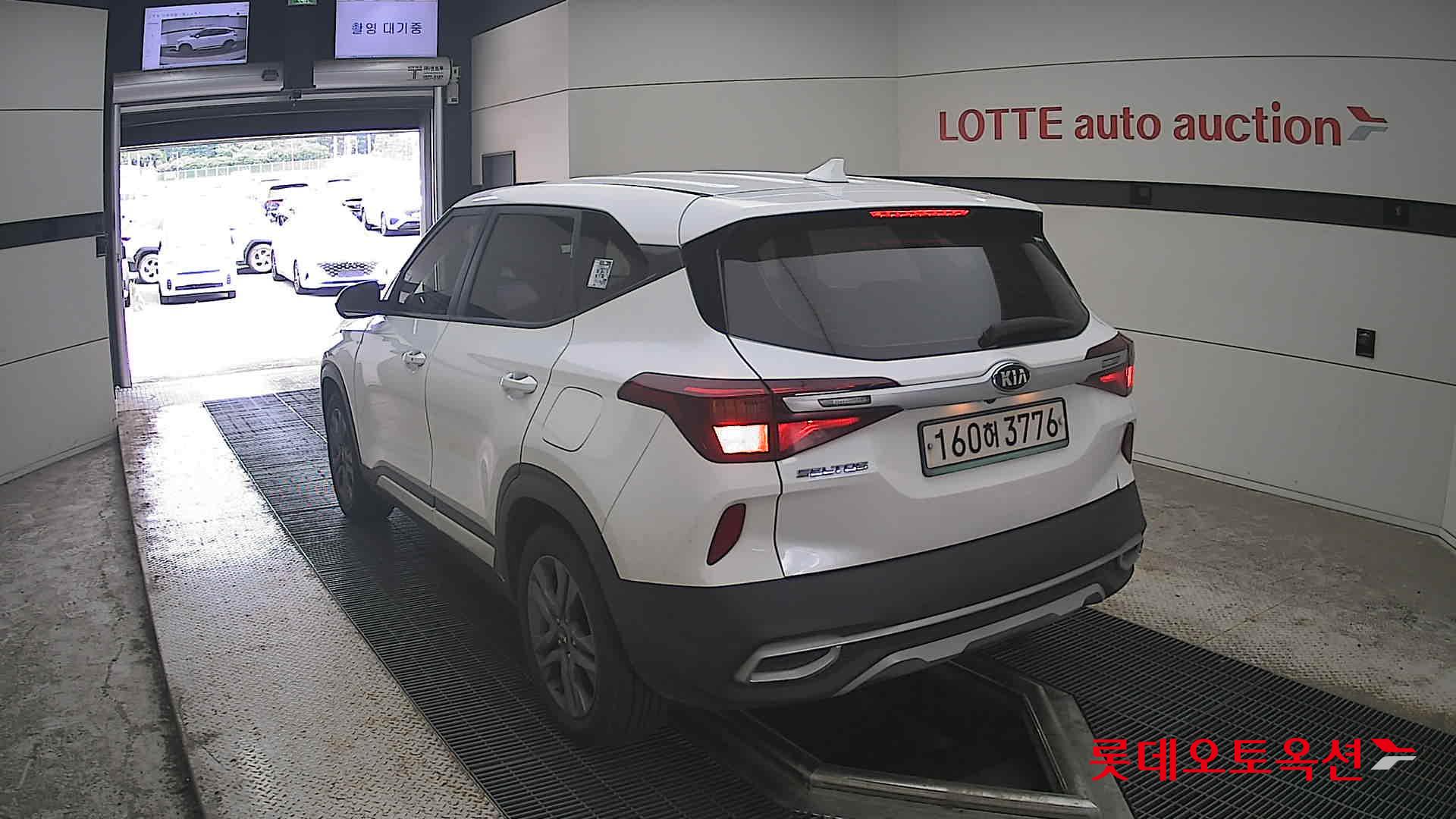 2022 - kia seltos