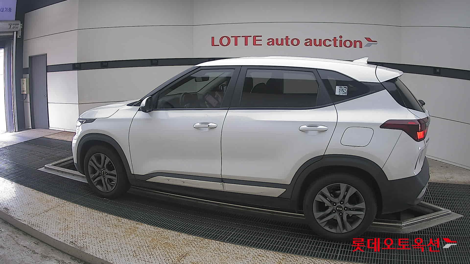 2022 - kia seltos