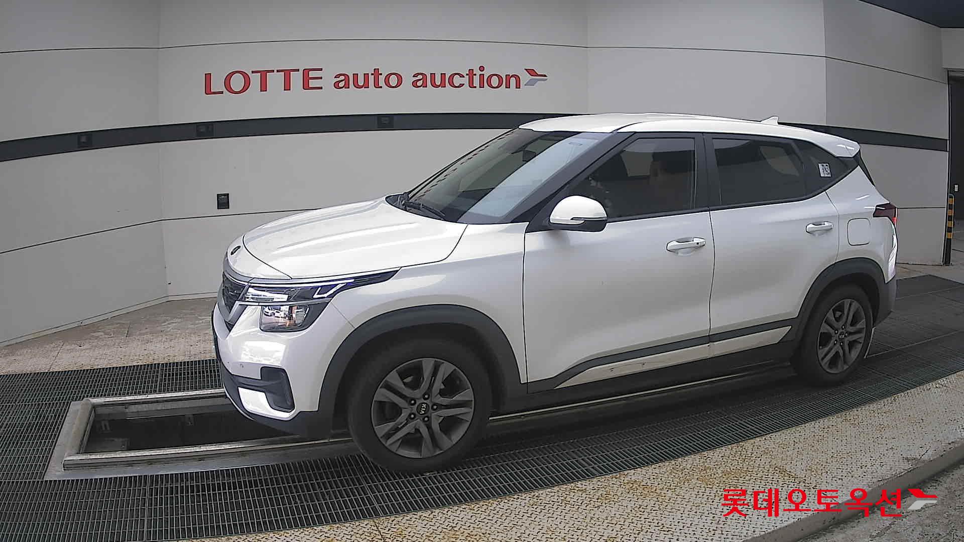 2022 - kia seltos