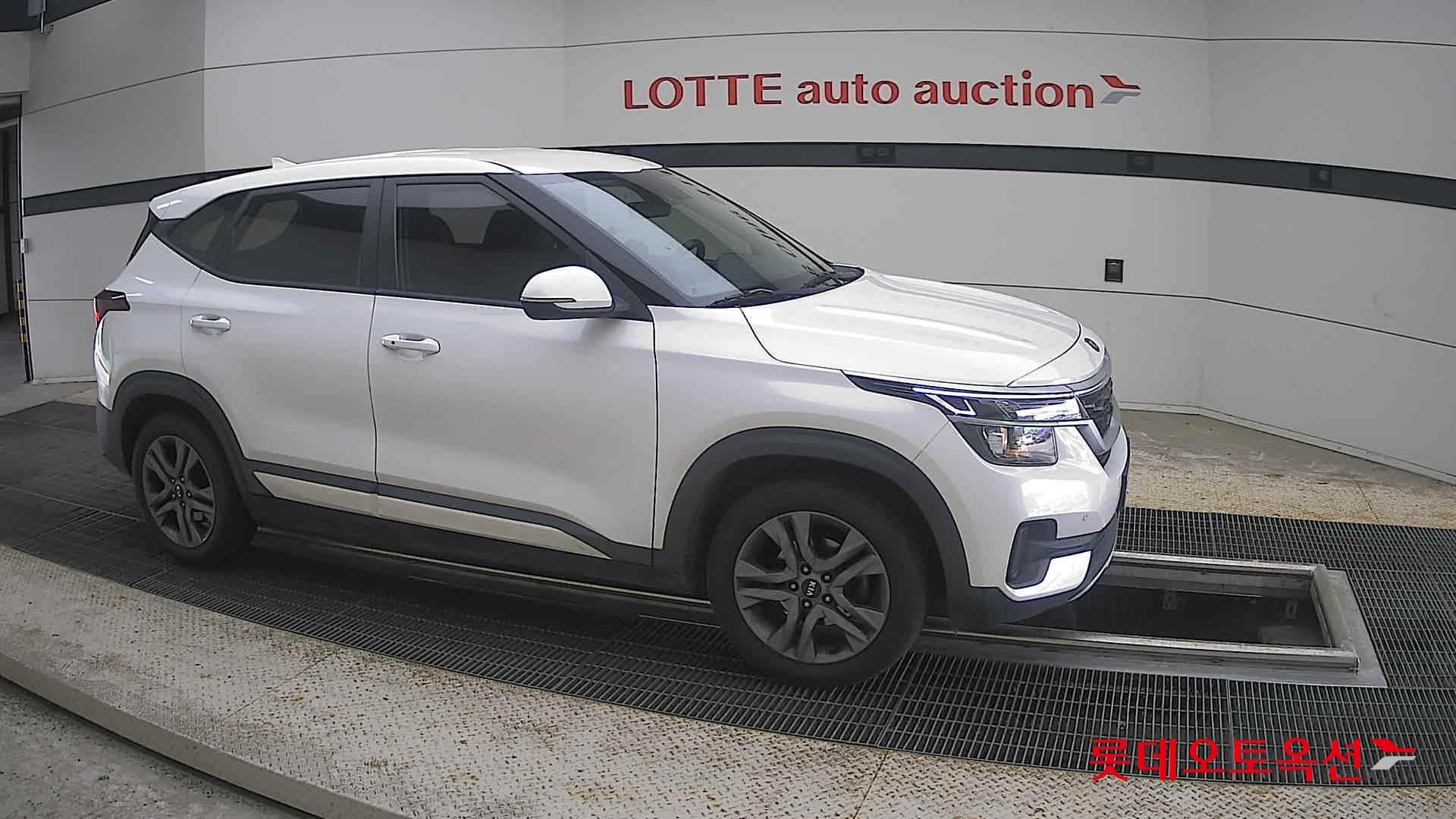 2022 - kia seltos