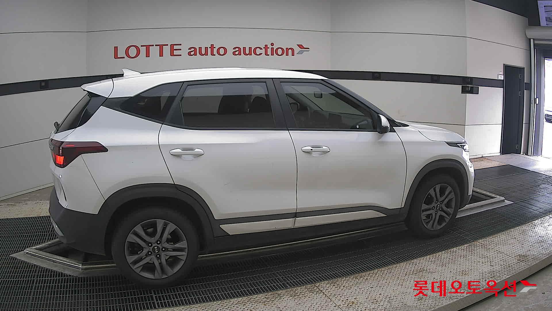 2022 - kia seltos