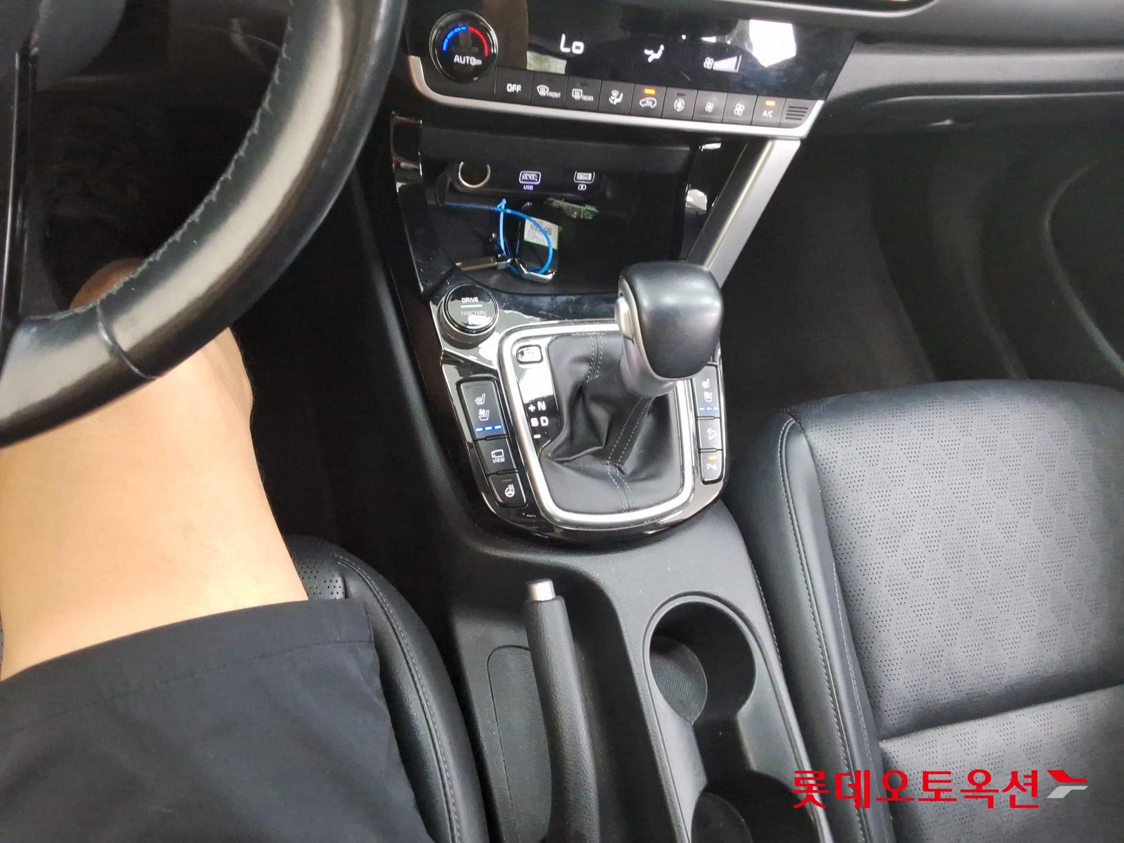 2022 - kia seltos