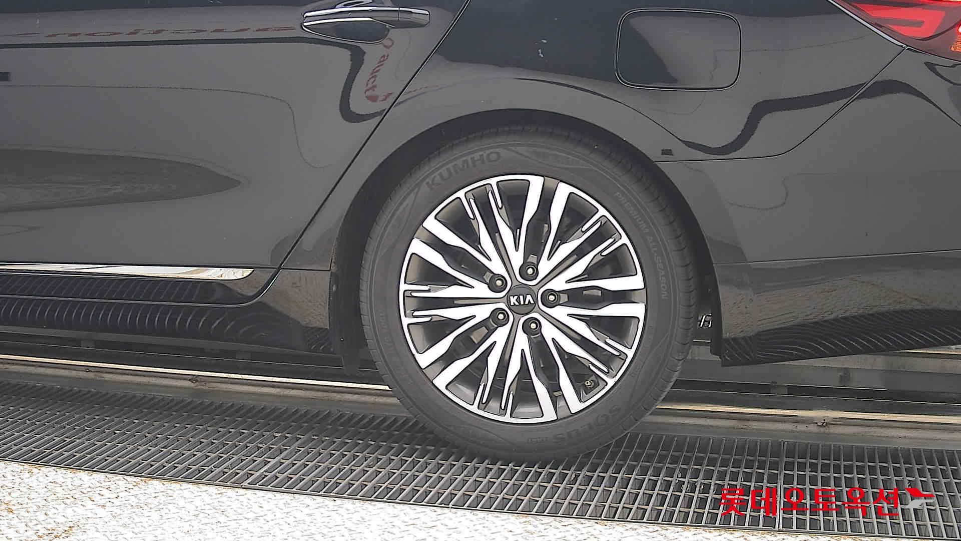 2020 - kia k7