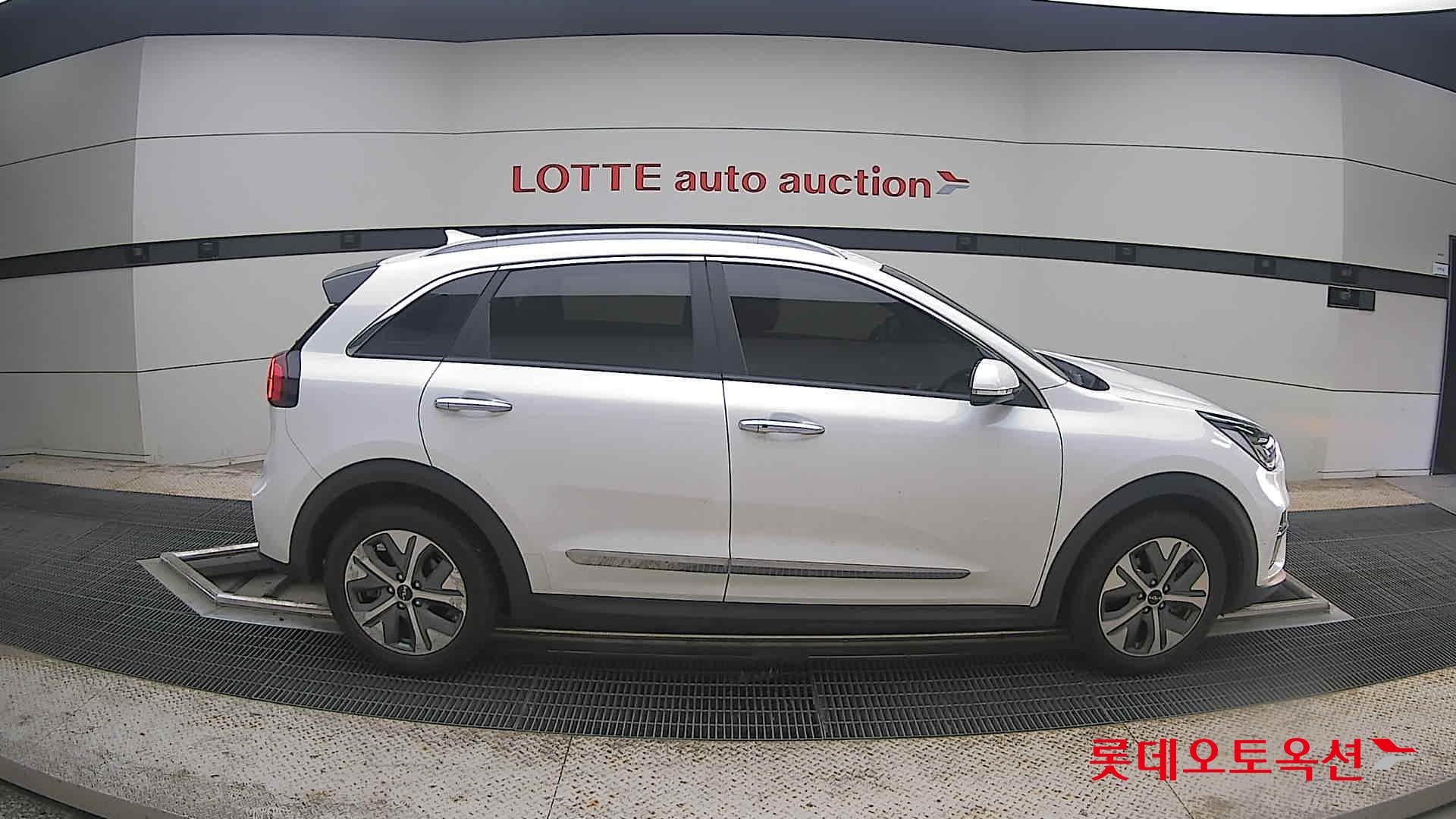 2022 - kia niro