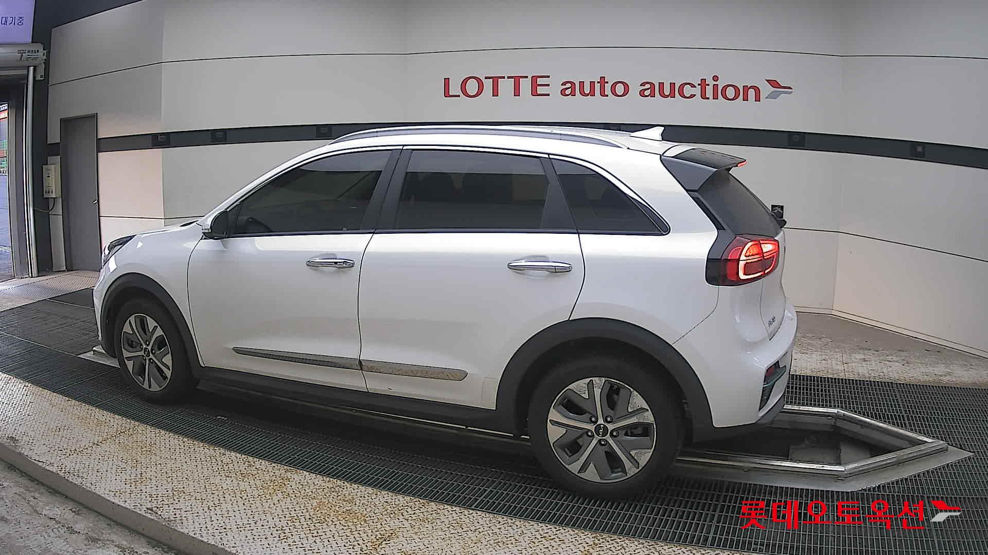 2022 - kia niro