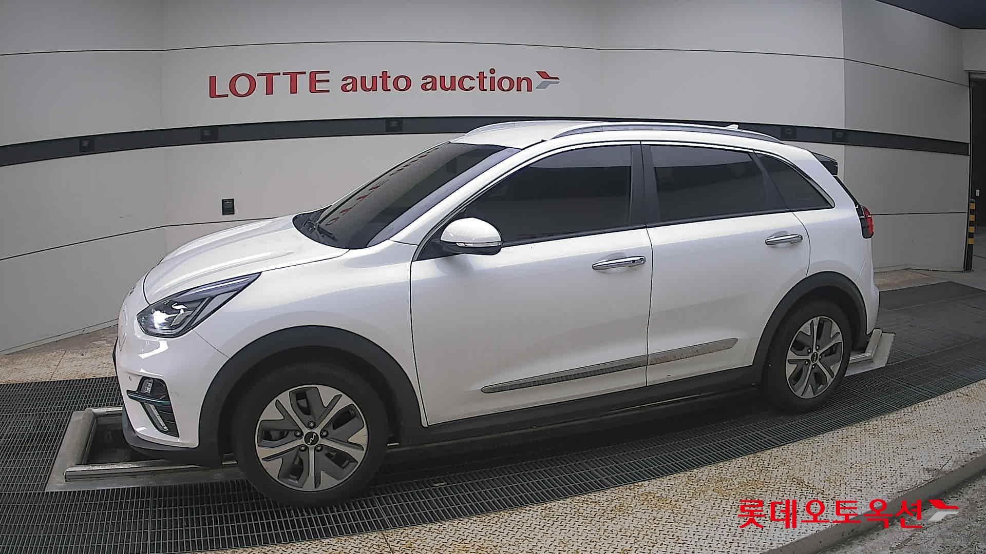 2022 - kia niro