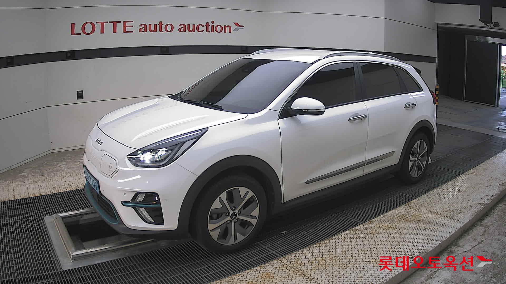 2022 - kia niro