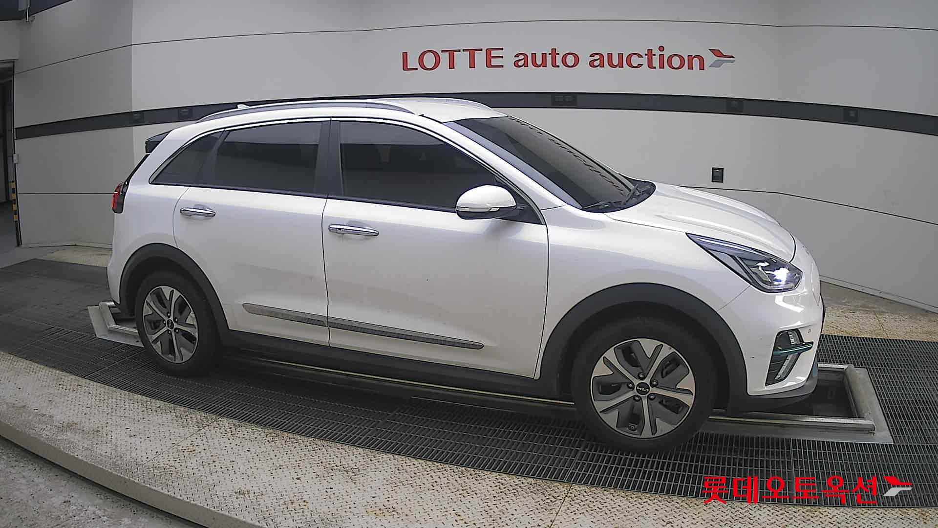 2022 - kia niro