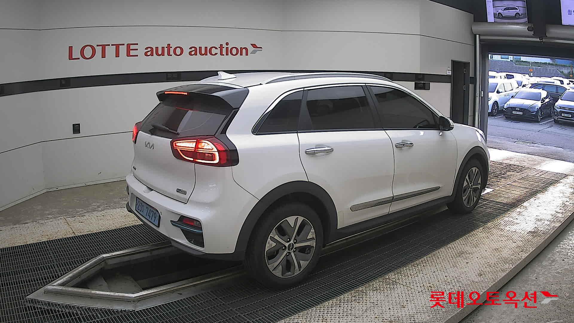 2022 - kia niro