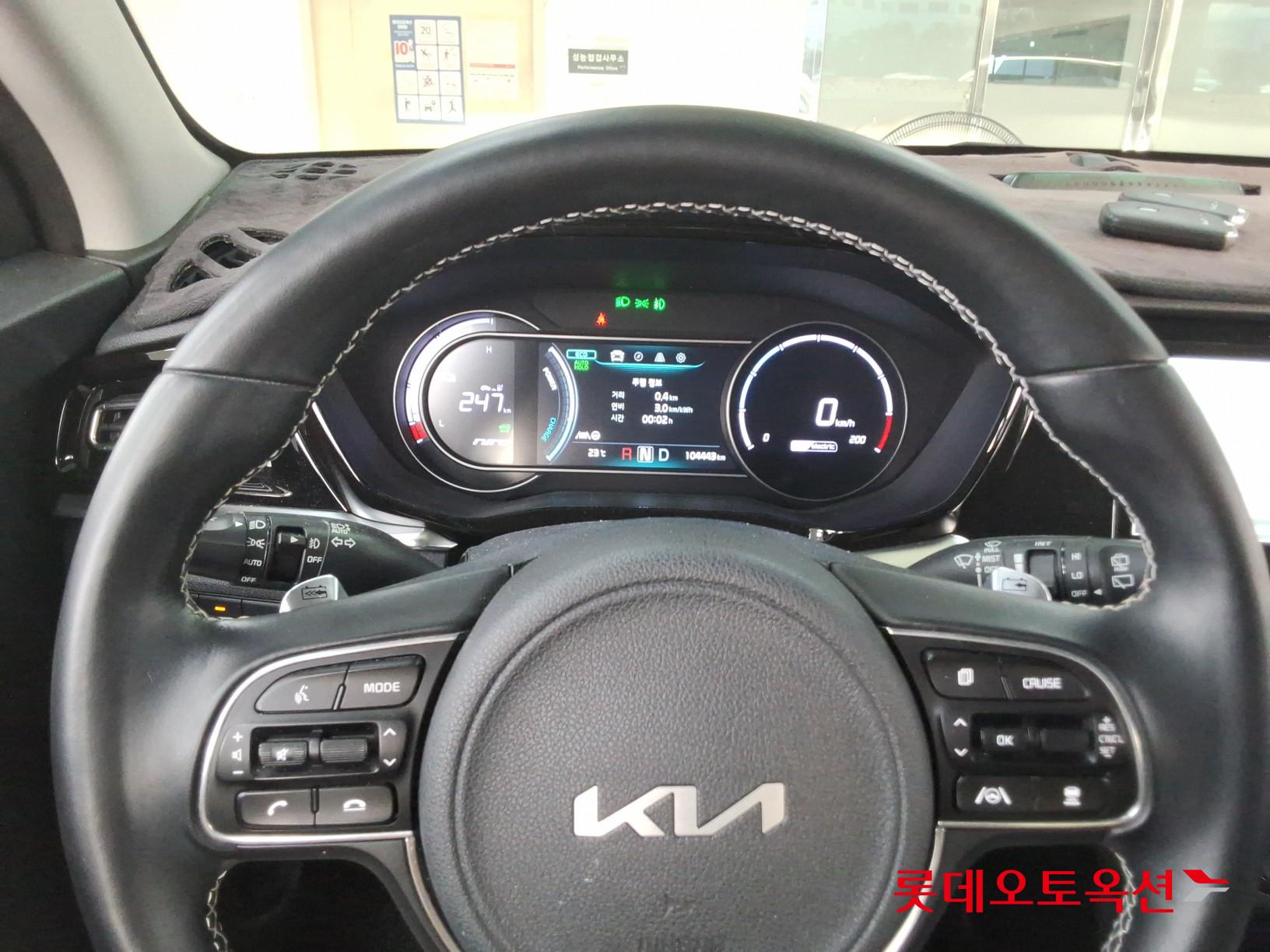 2022 - kia niro
