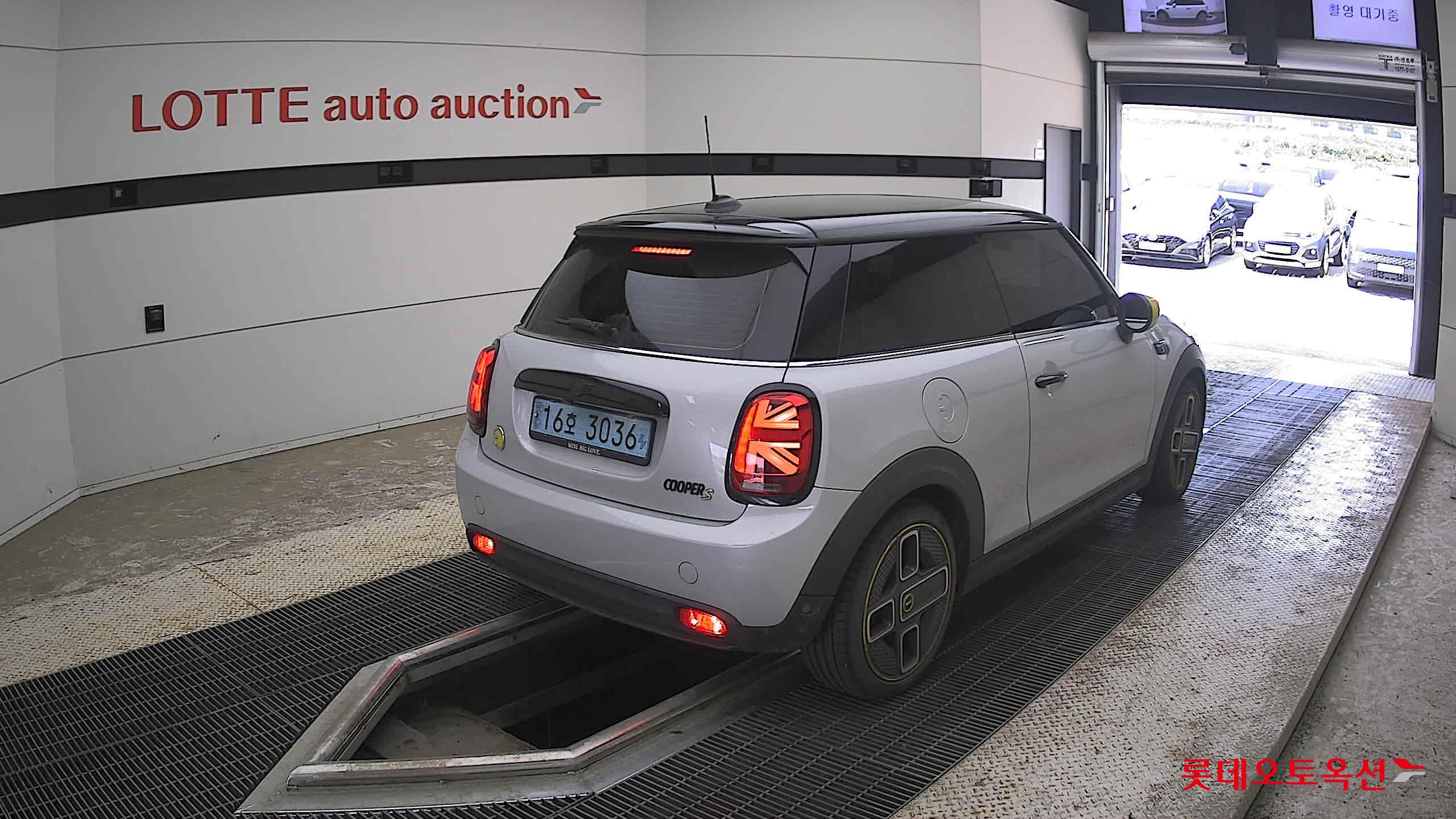 2022 - mini cooper