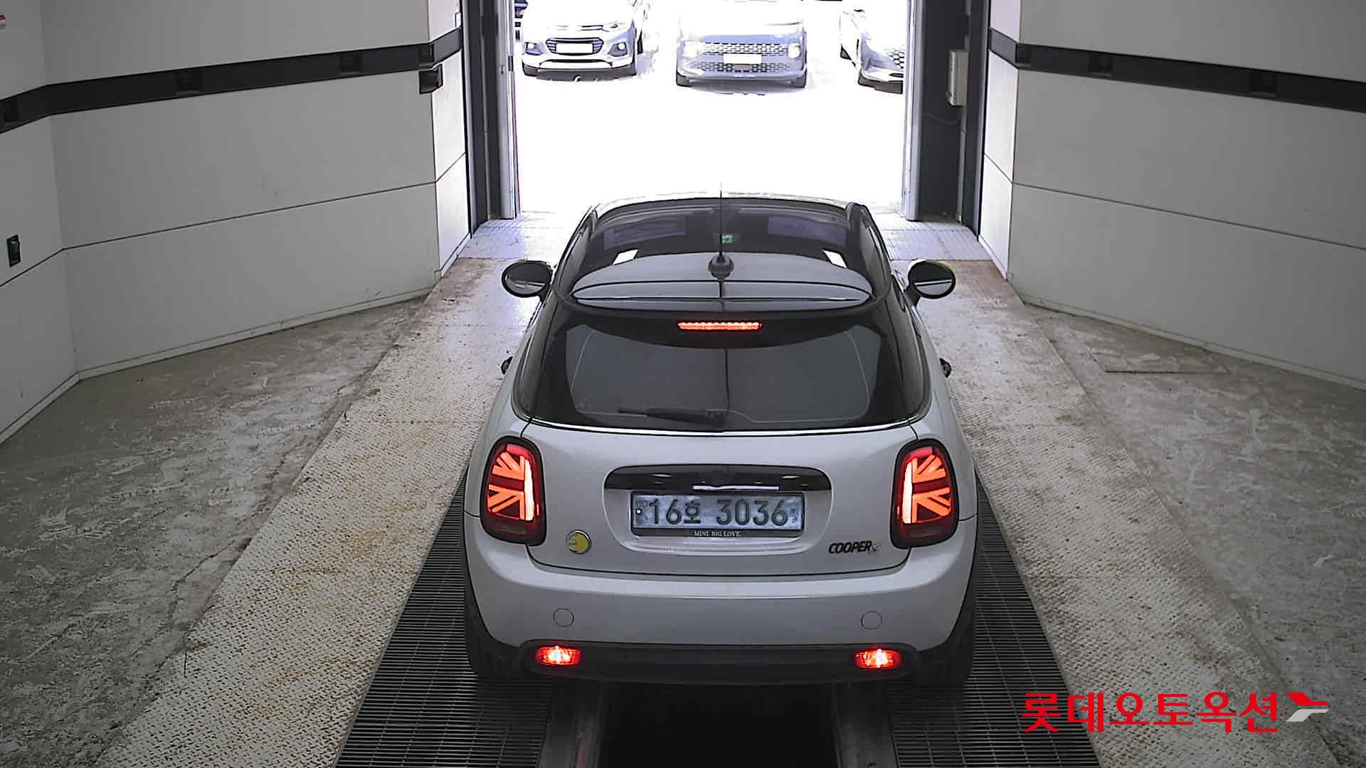 2022 - mini cooper