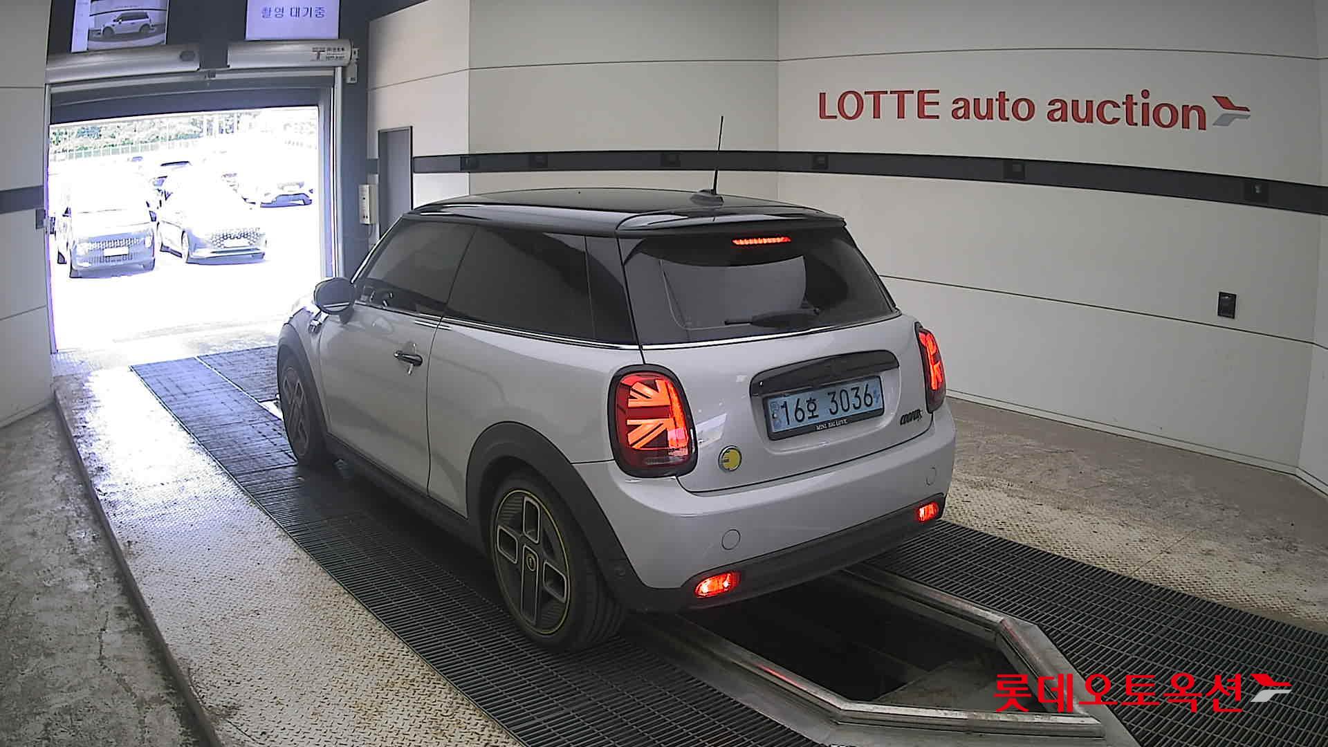 2022 - mini cooper