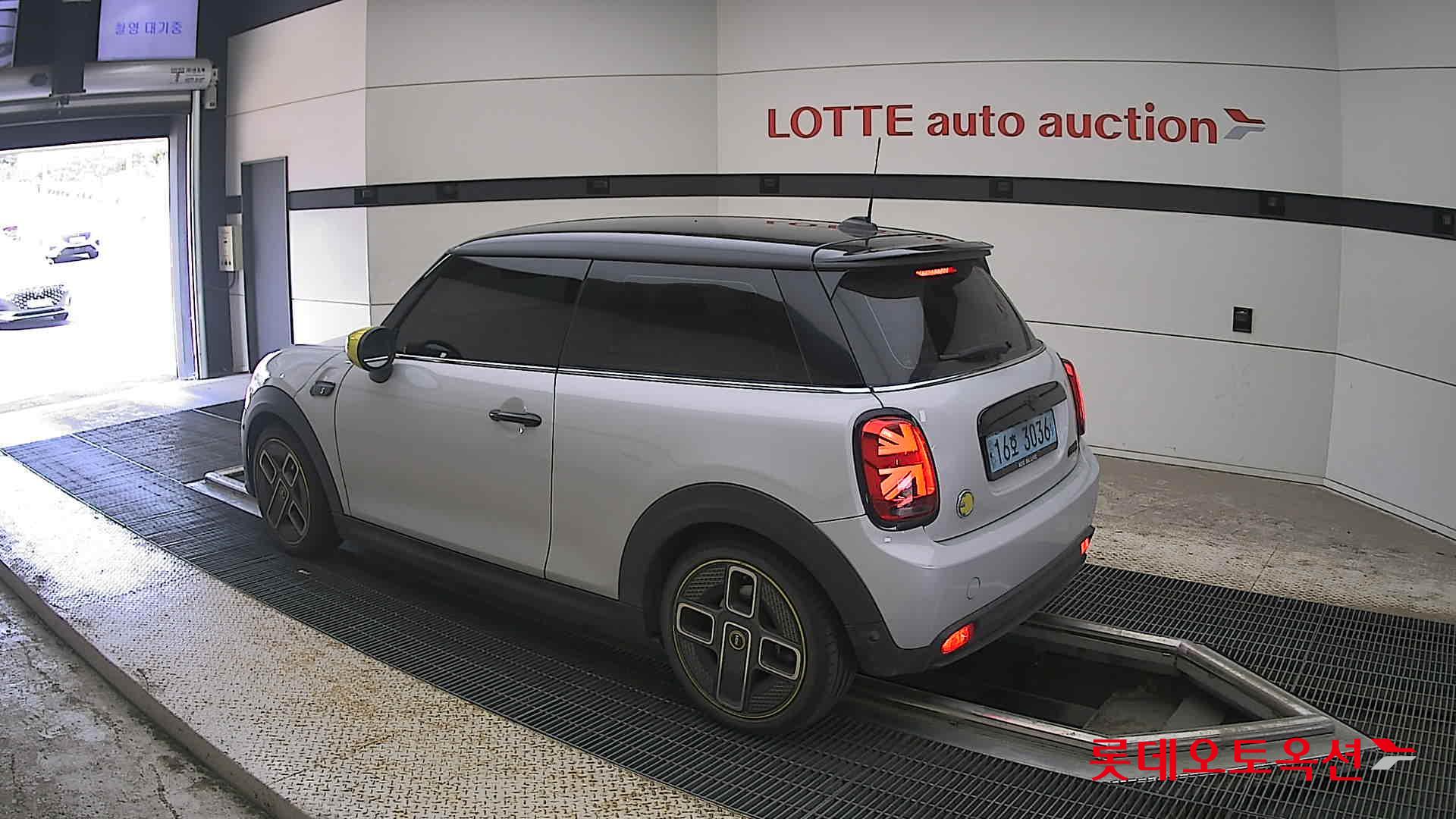 2022 - mini cooper