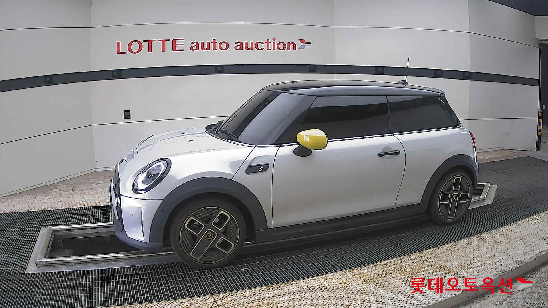 2022 - mini cooper