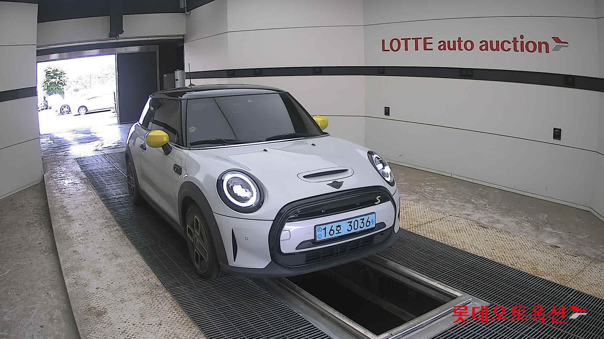 2022 - mini cooper