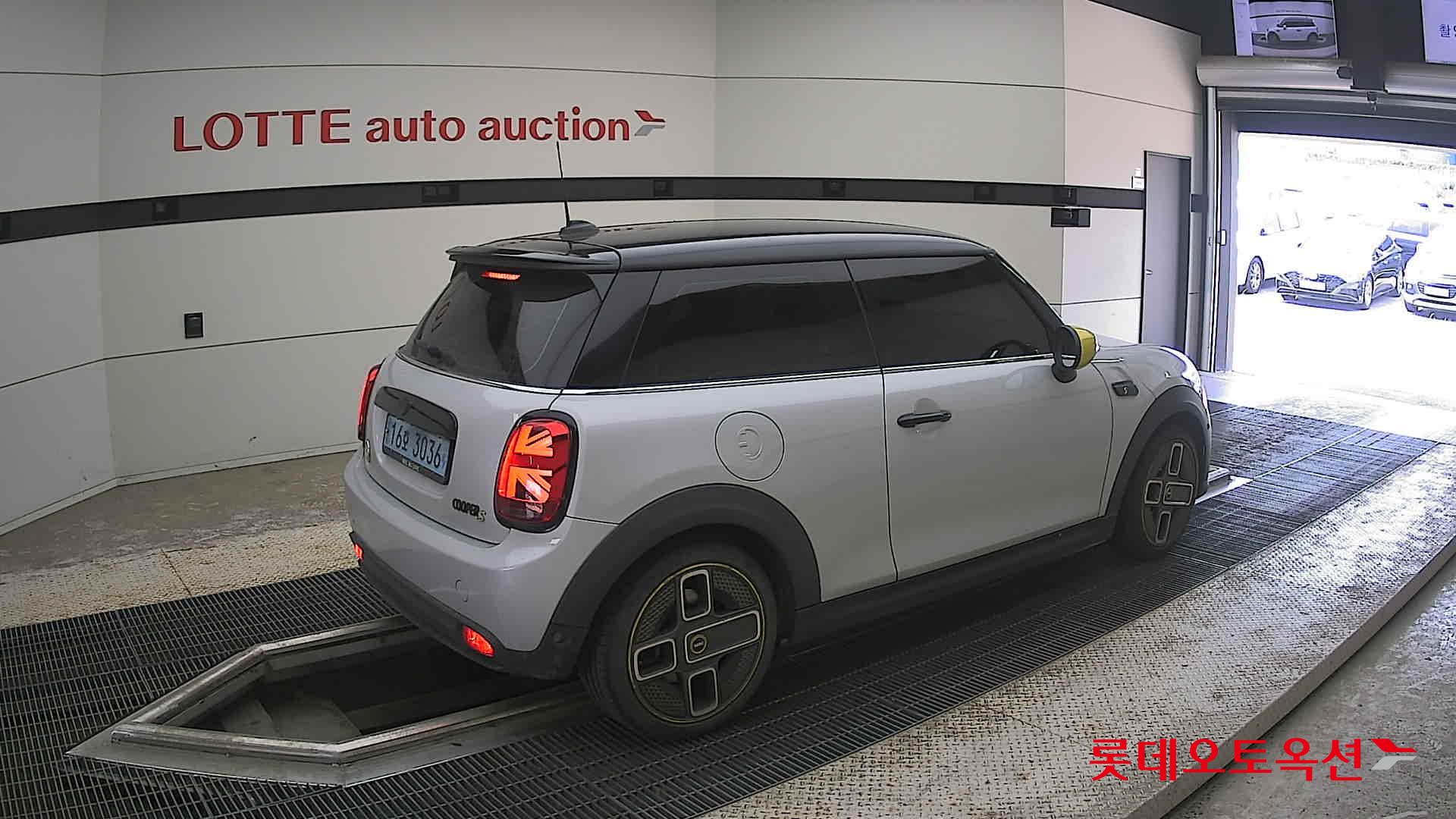 2022 - mini cooper