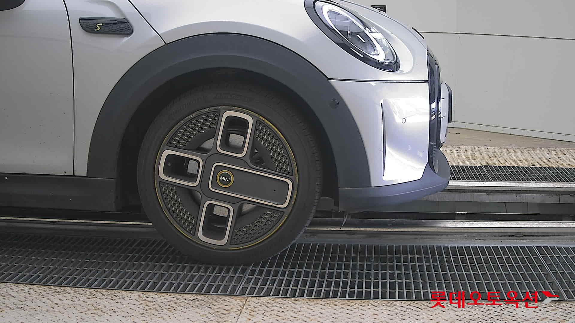 2022 - mini cooper