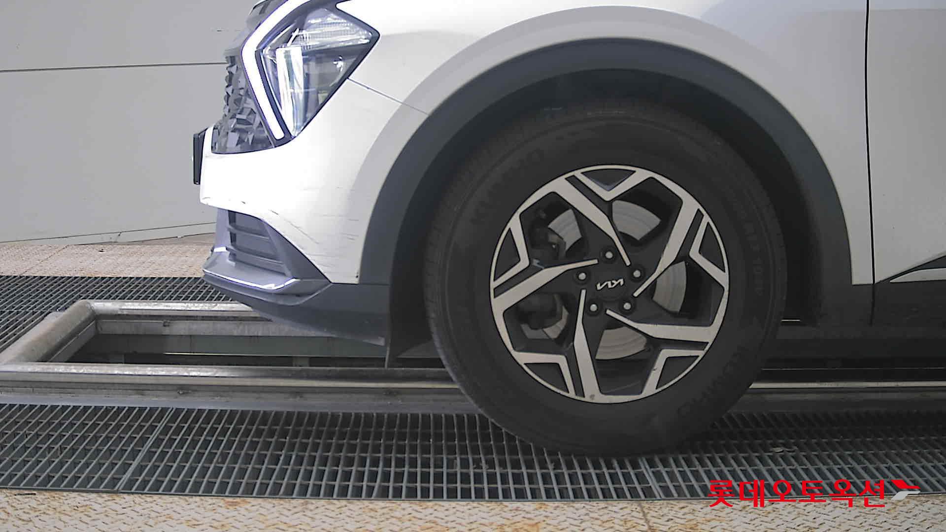 2022 - kia sportage