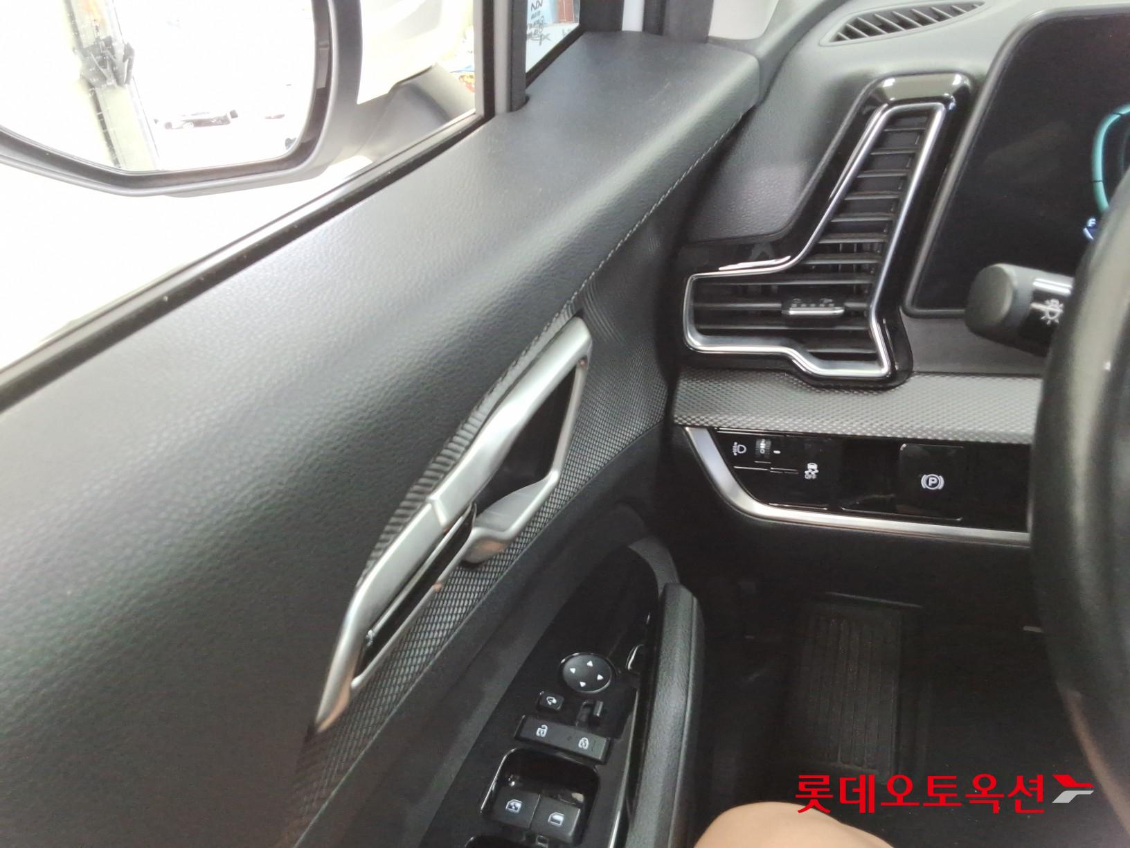 2022 - kia sportage