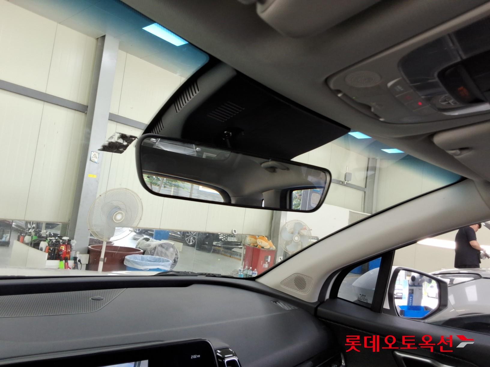 2022 - kia sportage