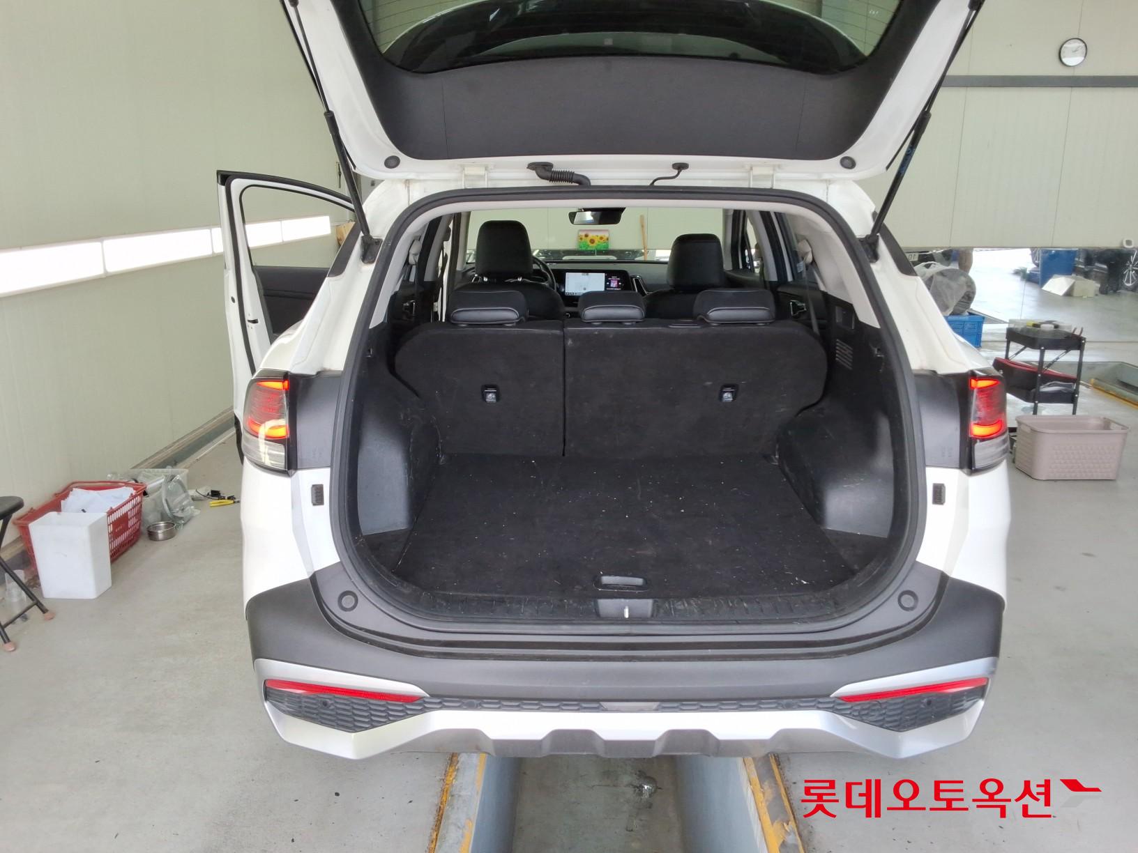 2022 - kia sportage