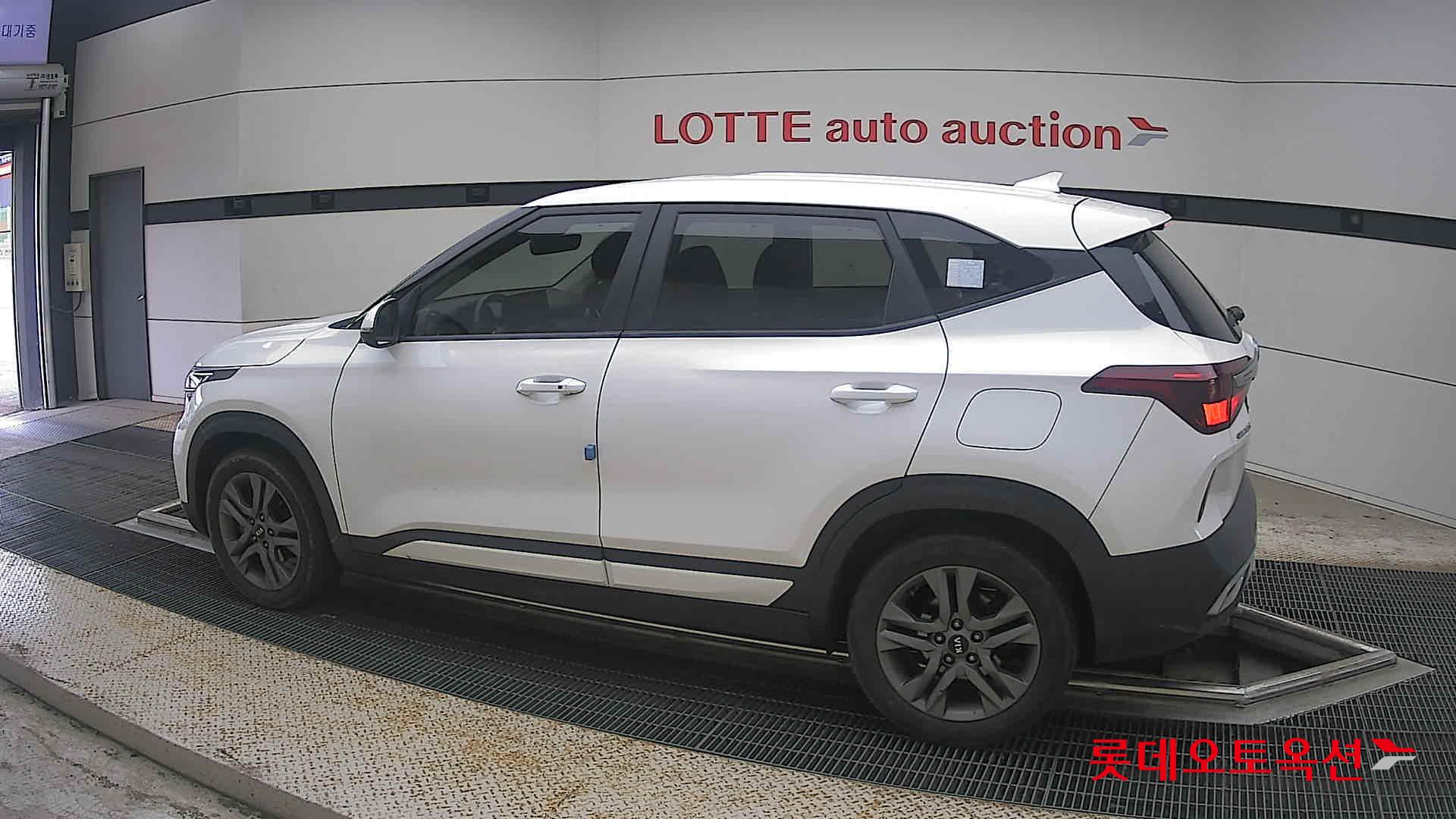 2022 - kia seltos